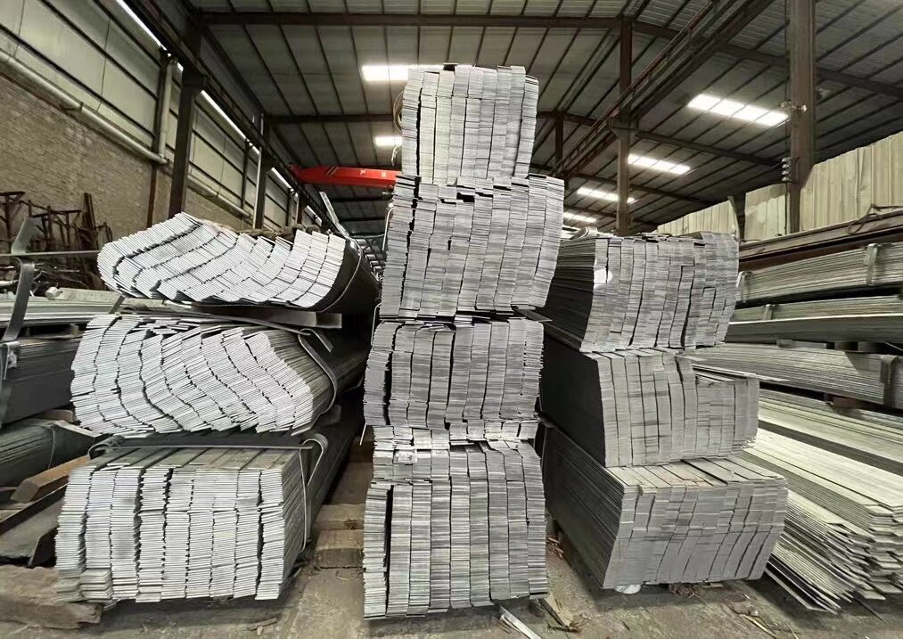 冷拉小扁铁扁钢条:工业设计的秘密武器,你不可不知的材料选择指南!-金属结构件-淘宝百科网