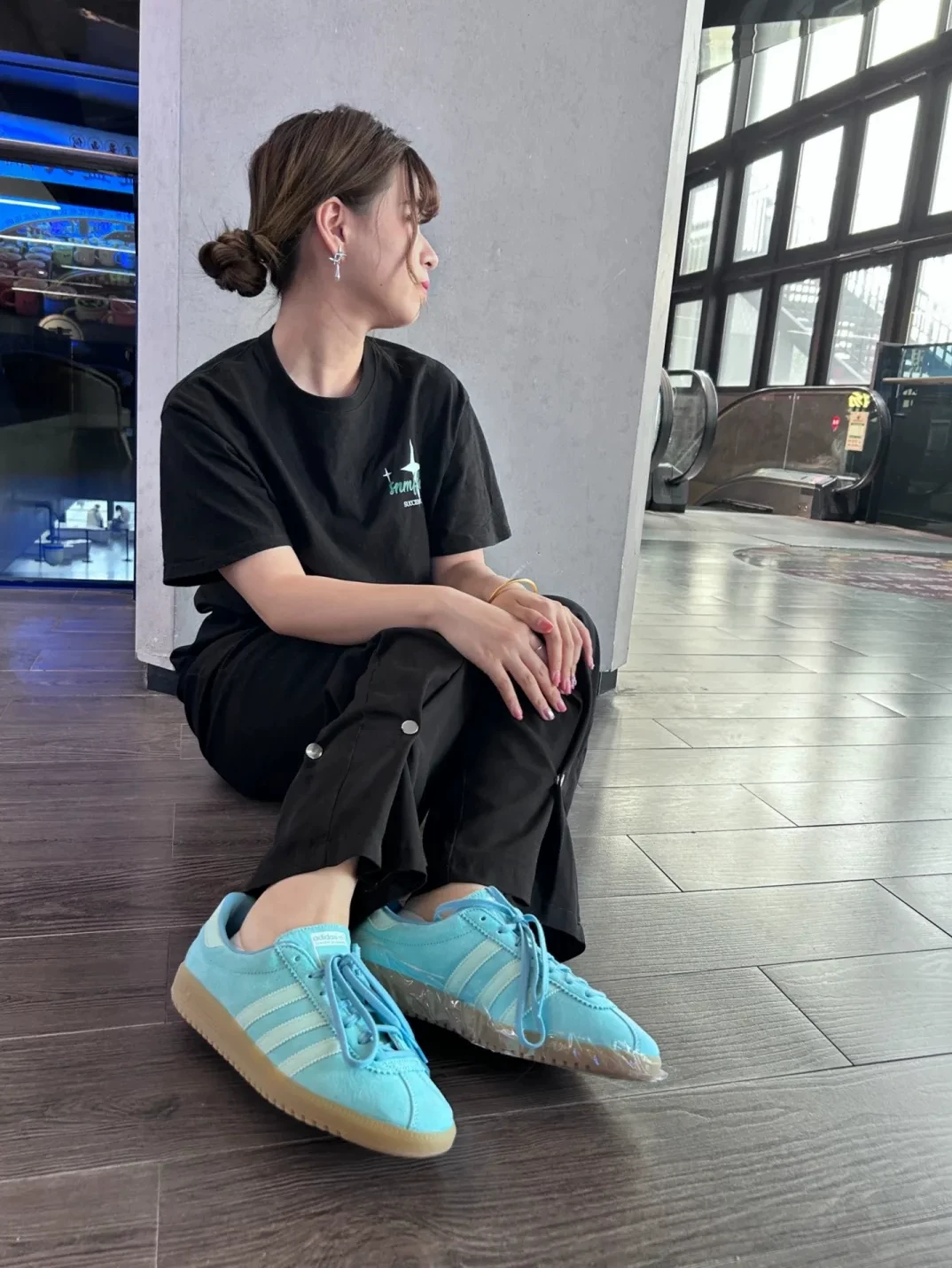 Кеды мужские и женские повседневные низкого топа Adidas Originals Bermuda розовый, синий и фиолетовый GY7386
