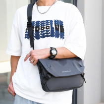 New trendy mens single-shoulder messenger bag for male students diagonal cross-charter motorcycle bag mens leisure travel carry-on bag waterproof