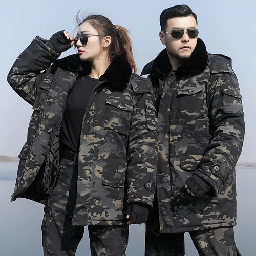 Дорожное камуфляжное демисезонное утепленное пальто