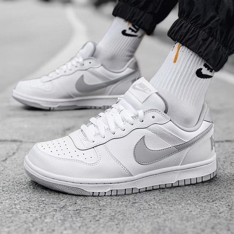 Nike Big Nike Comfortable and Versatile Breathable Sports Casual Retro Low-Top Black and White Sneakers 355152-106