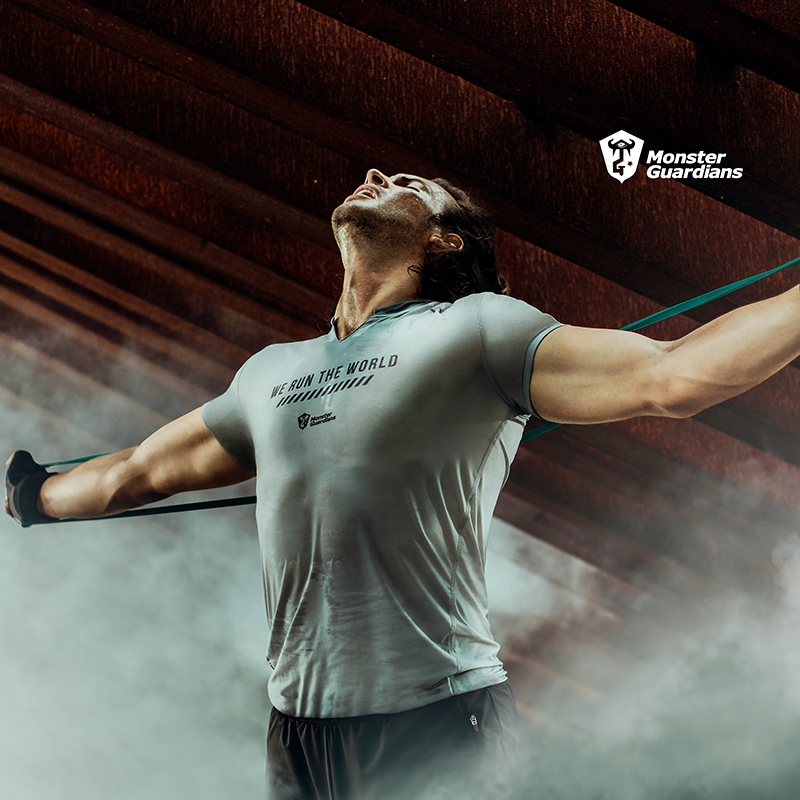 Monster Guardians Breathable Speed Dry Fitness T-shirt Male Summer Light Running V Collar Sport Light Weight Short Sleeves