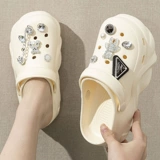 Летние тапочки в стиле Crocs на платформе, нескользящие пляжные босоножки, женский стиль, коллекция 2024 года, подходят для носки на улице, увеличивают рост, антибактериальная пропитка, закрытый носок