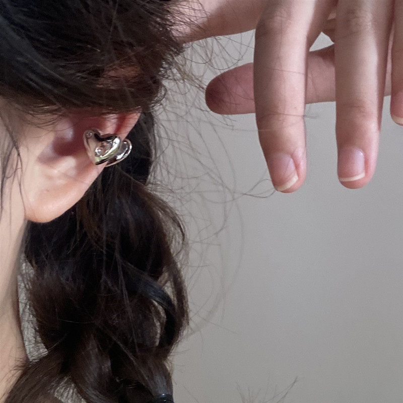 Louhaha] ins simple style three-dimensional double-sided peach heart ear clip without ear hole diamond cute niche ear bone clip summer