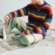 Bailang Rainbow Stripe Sweater Boy Phiên bản Hàn Quốc Loose Student Round Neck Casual Dệt kim Dòng người đàn ông và phụ nữ Những người yêu thích áo hoodie đôi