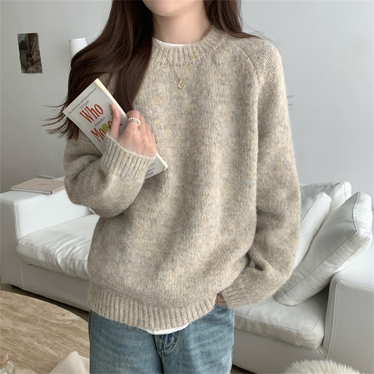 2025 Autumn Winter Lazy Style Oatmeal Color Sweater For Women, Stylish Plush Warm High-end Knitted Loose Pullover Top_voghion.com
