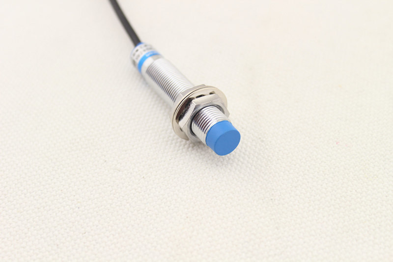 M12 Shanghai workers close to switch DS12-04N inductive type sensor NPN direct current third-tier normal open