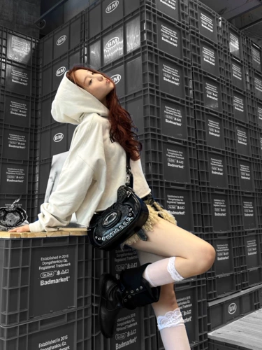 Оригинальная черная сумка на одно плечо, сумка подмышку, крокодиловый принт