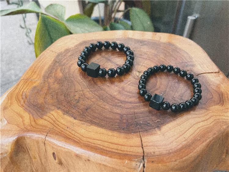 Original Design Black Manau Men and Women Couple Hand Alchemy About Atmosphere 100 matching Accessories Round Gift matching