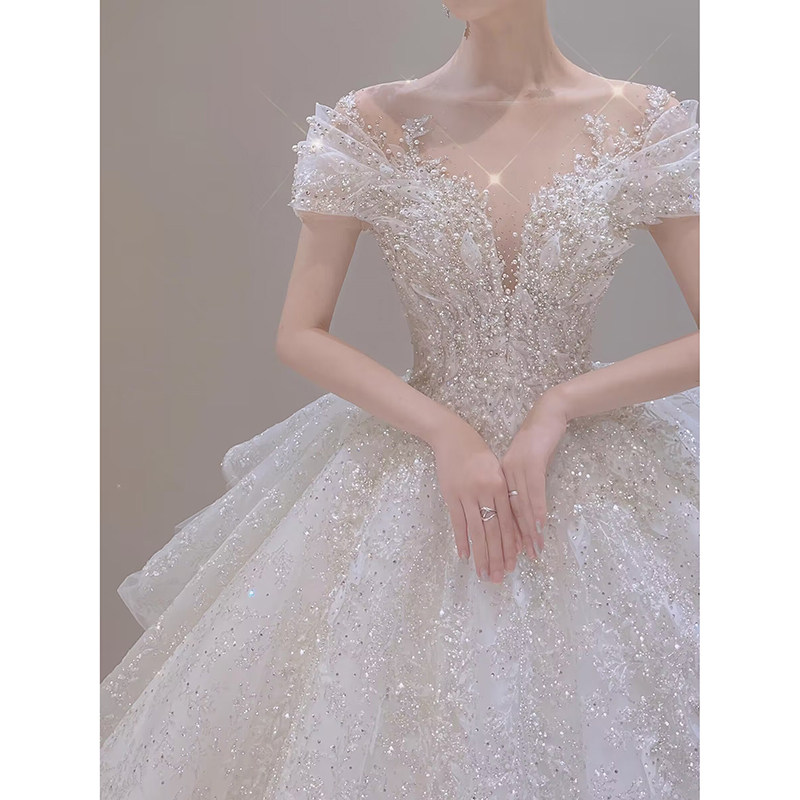 Французское легкое свадебное платье на одно плечо bride 2026, новая основная пряжа, высококачественная текстура, тяжелая промышленность, малый размер, большой размер, выходная пряжа