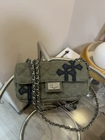 Военный зеленый