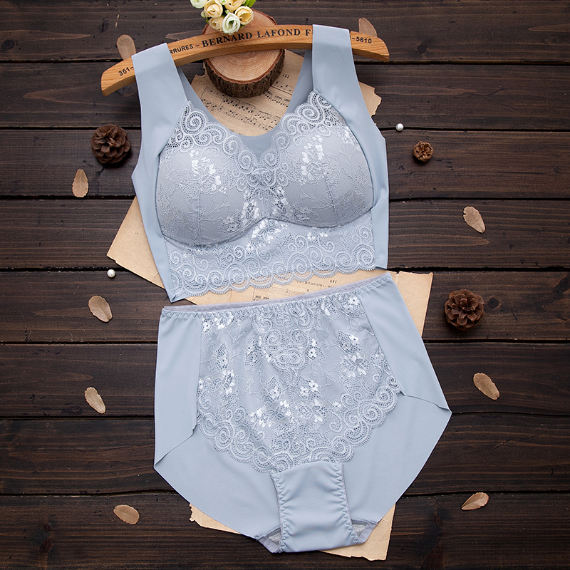 Plus Size Women's Wireless Bra, No Underwire, Seamless Lace, Thin Cup, Comfortable Lift and Gather, Fat mm Lingerie Set