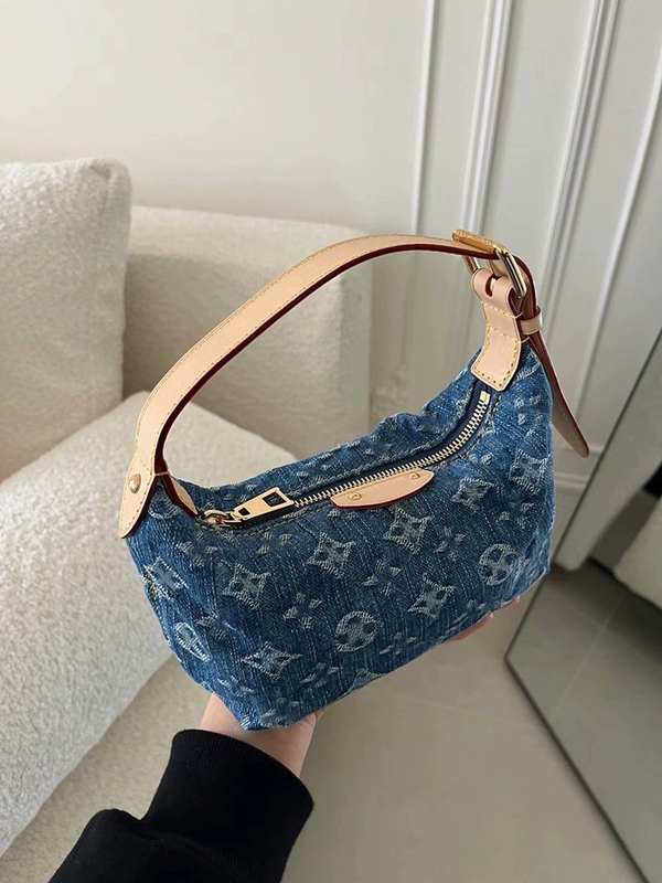 2024 Spring and Summer New Style Casual Washed Denim Embroidered Lunch Box Bag Small Handbag Mobile Phone Bag Women's Bag Trendy