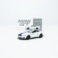 Небо синий [646] Ford Mustang GT White