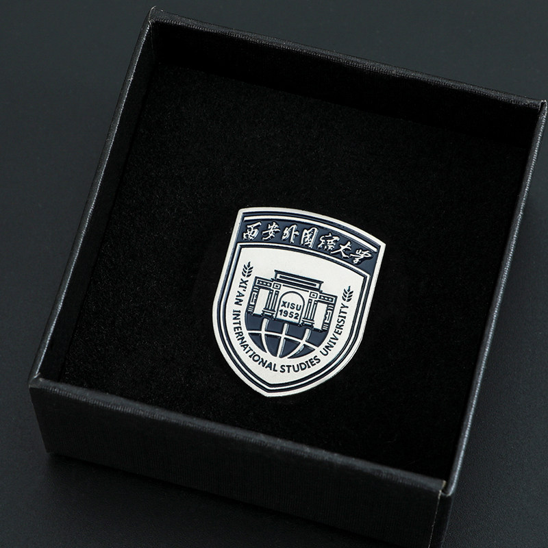 30 Xi'an Foreign Language University - chest metal badge custom medal custom medal badge made of badge badge