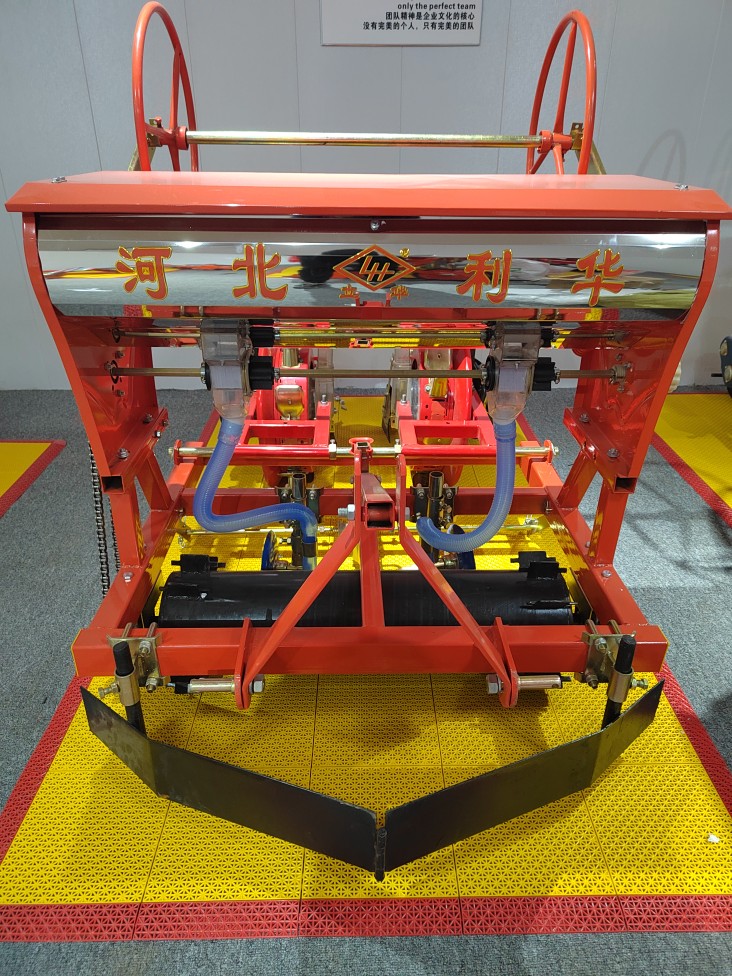 Corn Film Seeder Millet Film Seeder Soybean Sorghum Mung Bean Precision Sower Oil Sunflower Red Bean Seeder