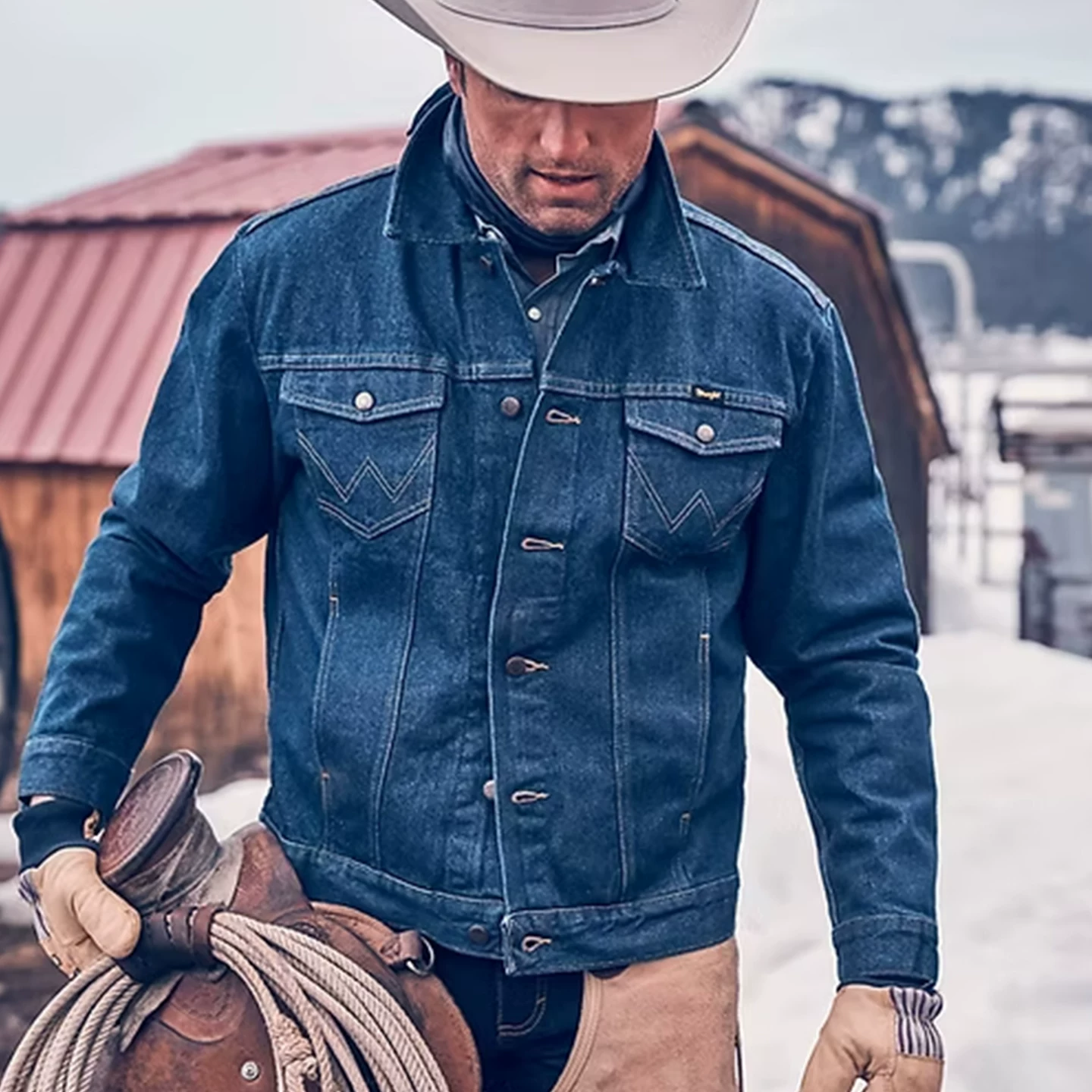 Куртка- дизайнер из денима Wrangler мужская, приталенная, стиль