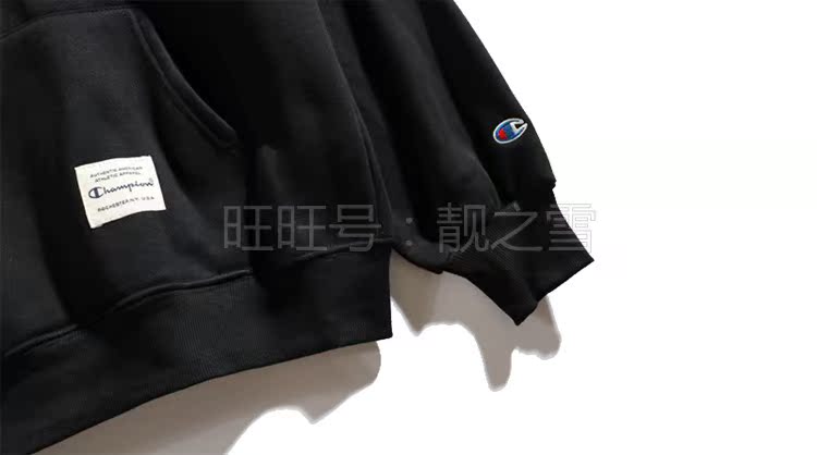 Sweatshirt homme CHAMPION   - Ref 3127426 Image 40