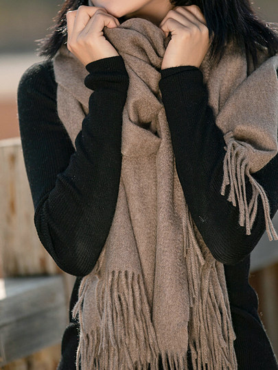 Solid Color High-End Cashmere Scarf for Women, Winter Cheongsam Shawl, 100% Pure Cashmere, Autumn and Winter Dual-Use, Versatile for Winter