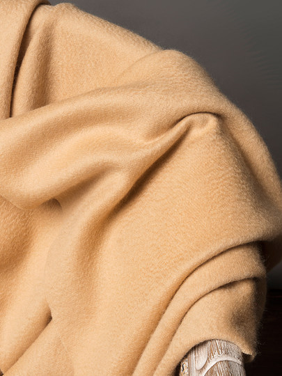 Solid Color High-End Cashmere Scarf for Women, Winter Cheongsam Shawl, 100% Pure Cashmere, Autumn and Winter Dual-Use, Versatile for Winter