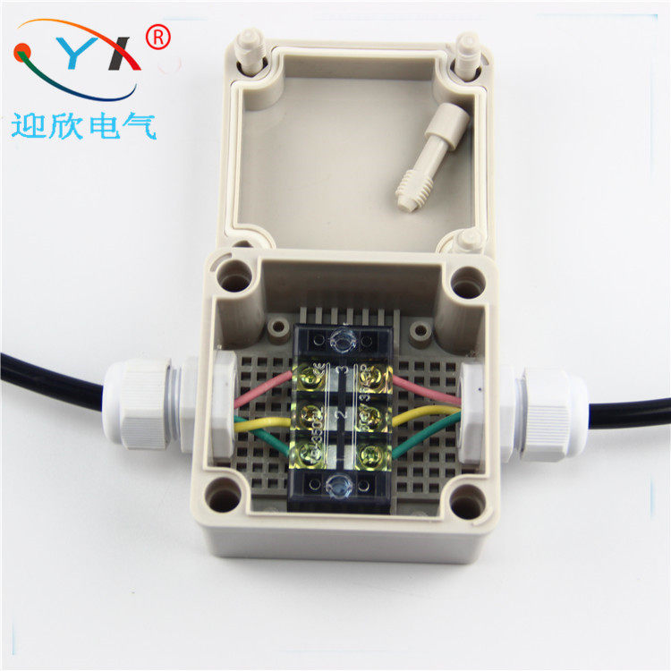 One-in-one-out outdoor waterproof junction box with terminal power supply cable wiring sealing case plastic rain-proof wire box