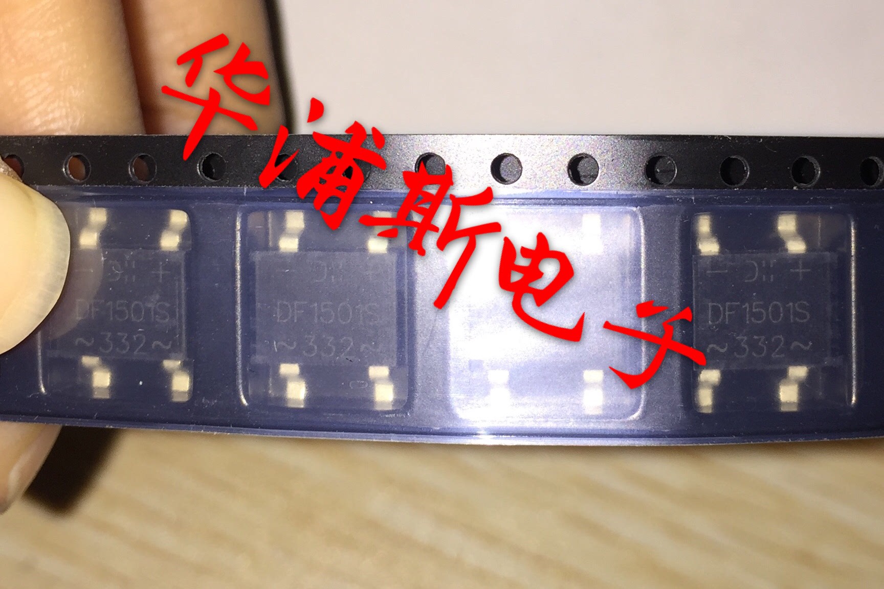 Real beat electronic components DF1501S-T Packaging SOP-4 online version printed DF1501 New spot