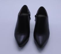 2019 New Spring and Autumn leather plus velvet pointed Martin boots naked boots children