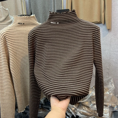 Демисезонный бархатный приятный телу флисовый лонгслив, высокий воротник, в западном стиле