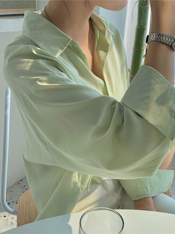 Light Green Sun-Protective Shirt for Women, 2023 Summer New Design, Niche Style, Loose and Thin Outerwear Shirt Light Green Sun-Protective Shirt for Women, 2023 Summer New Design, Niche Style, Loose and Thin Outerwear Shirt