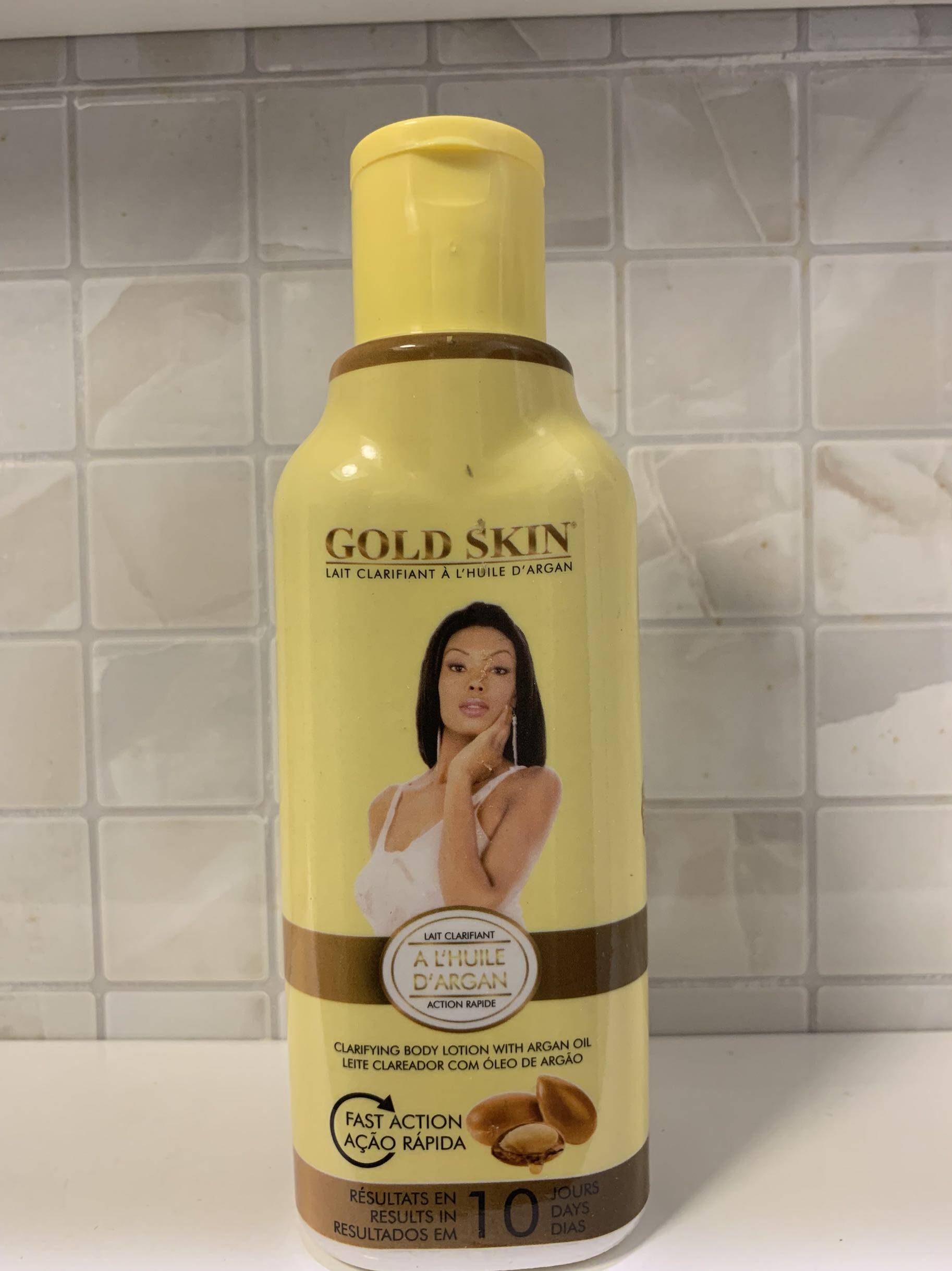 gold body lotion cream