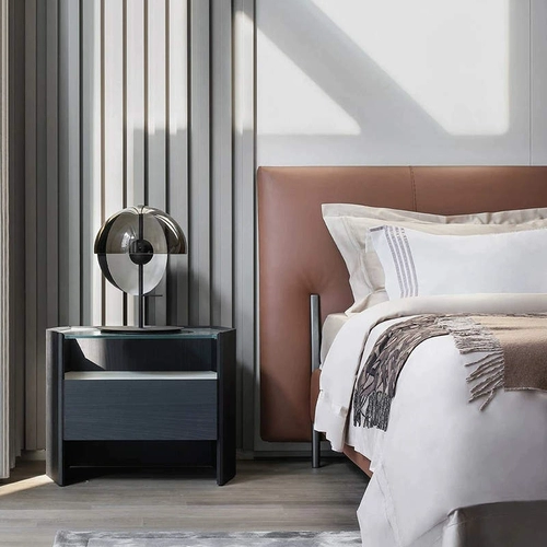 Кожаная кровать в промышленном стиле современный стиль главная спальня с большой кровать