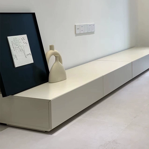 Современная минималистская нордическая рок -доска телевизионный шкаф для журнального стола простая бежевая краска маленькая квартира выпрямление твердое дерево ящик