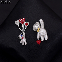 Bear brooch cute high-end corsage women's pin accessories Korean temperament luxury Joker sweater retro small accessories