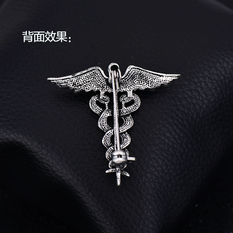 Retro Angel Wings Nam Badge Suit Trâm Nữ Pin Khóa Cá tính Rắn Hoa Huy chương Phù hợp Tùy chỉnh - Trâm cài phụ kiện cài áo vest nữ