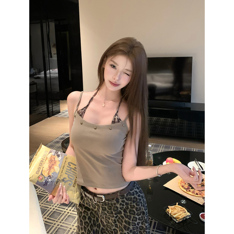 Itookgiii丨Easy to Style Leopard Print Faux Two-Piece Studded Halter Neck Camisole for Women, Summer Slimming Short Top