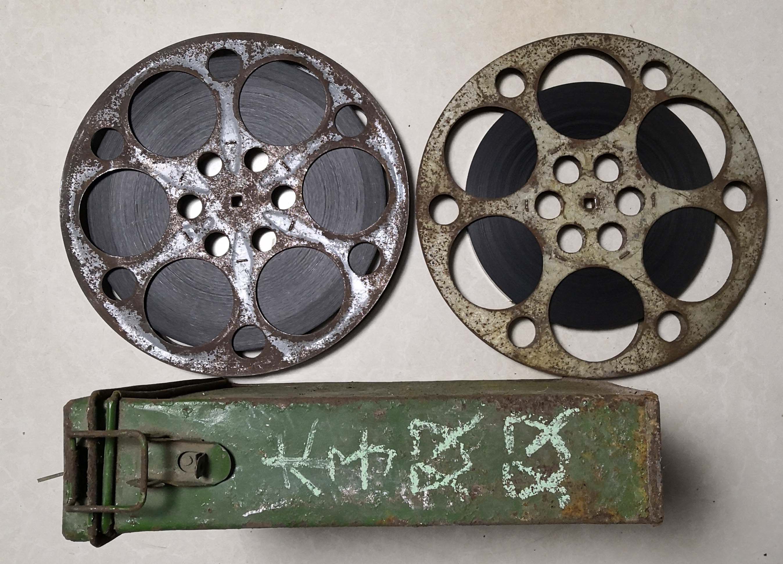 16 mm film negatives copy Classic black and white storysheet Li both Zhang Ruifang Zhongxing Fire Scattered Pieces