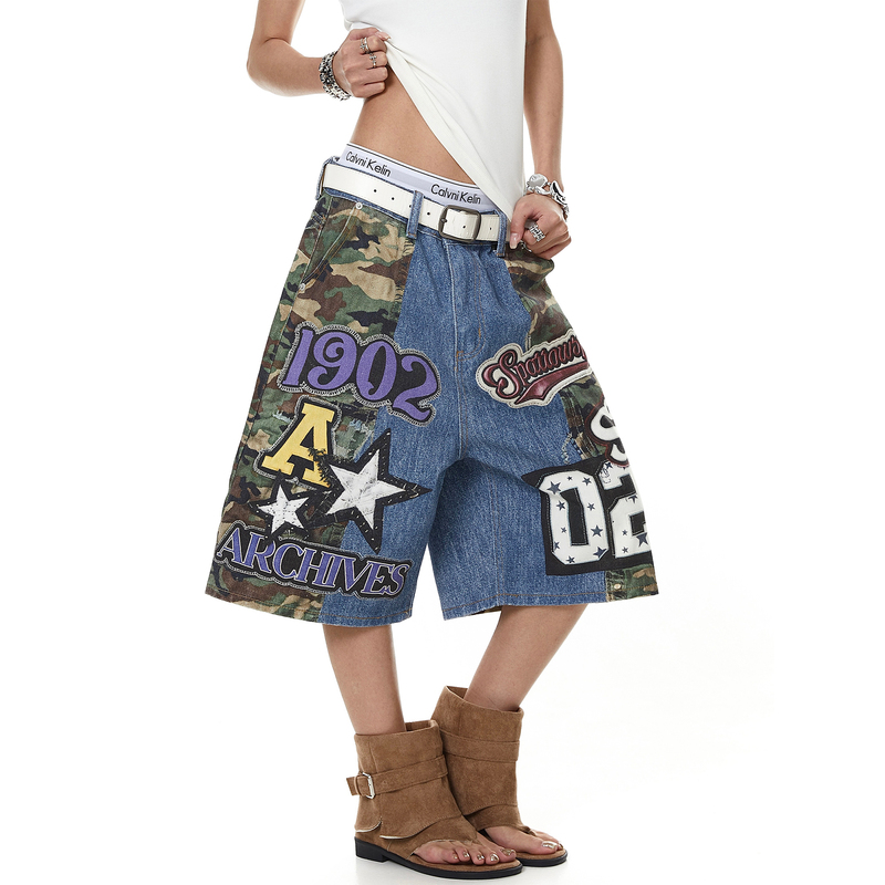 Blacklists American Trendy Brand 3D Printed Camouflage Graffiti Denim Shorts for Men and Women, Stylish Loose-Fitting Five-Point Shorts