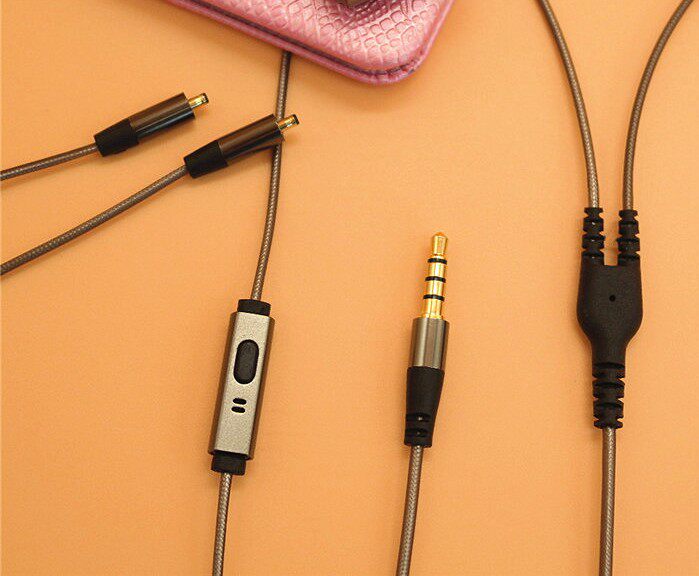 Проводные HiFi наушники dc接口可插拔线控带麦耳机线耳机头立体重低音入耳式手机耳机erji Pirole