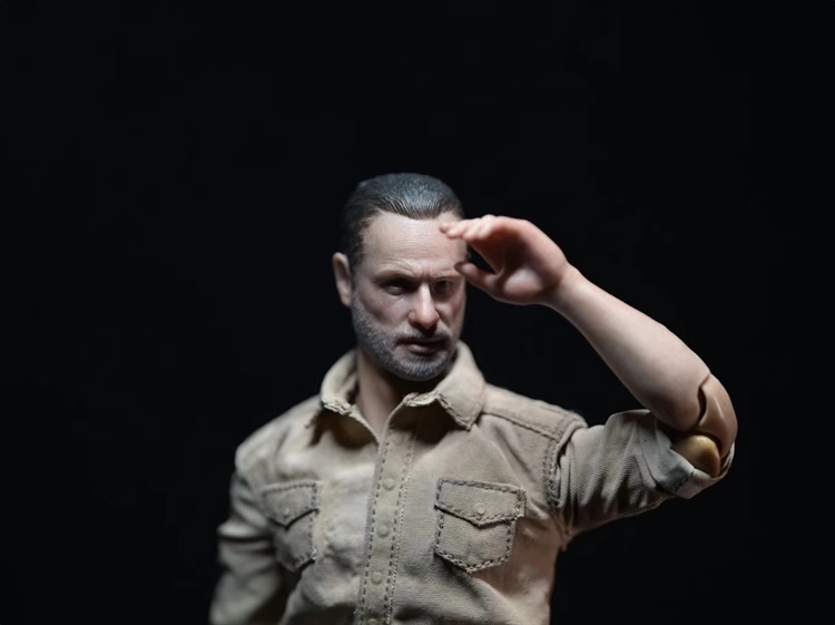 Kraken The Walking Dead 1/12 Zombie Killer Rick Grimes Action