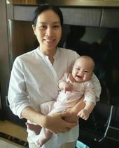 Foshan Guangdong high-quality housekeeping gold medal confinement nanny live-in nanny door-to-door service childcare nanny mother and baby care