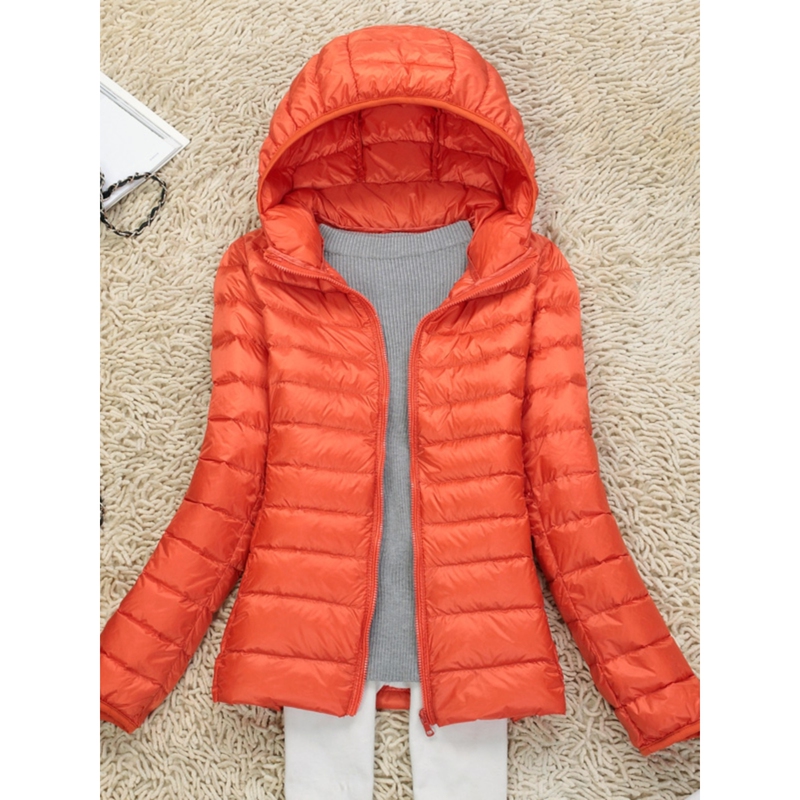 Japanese Imported Unprinted Lightweight down Jacket for Middle-Aged and Elderly Women, Short Style, 2026 New Model, Lightweight Korean Version, Plus Size, Slim Fit, Winter