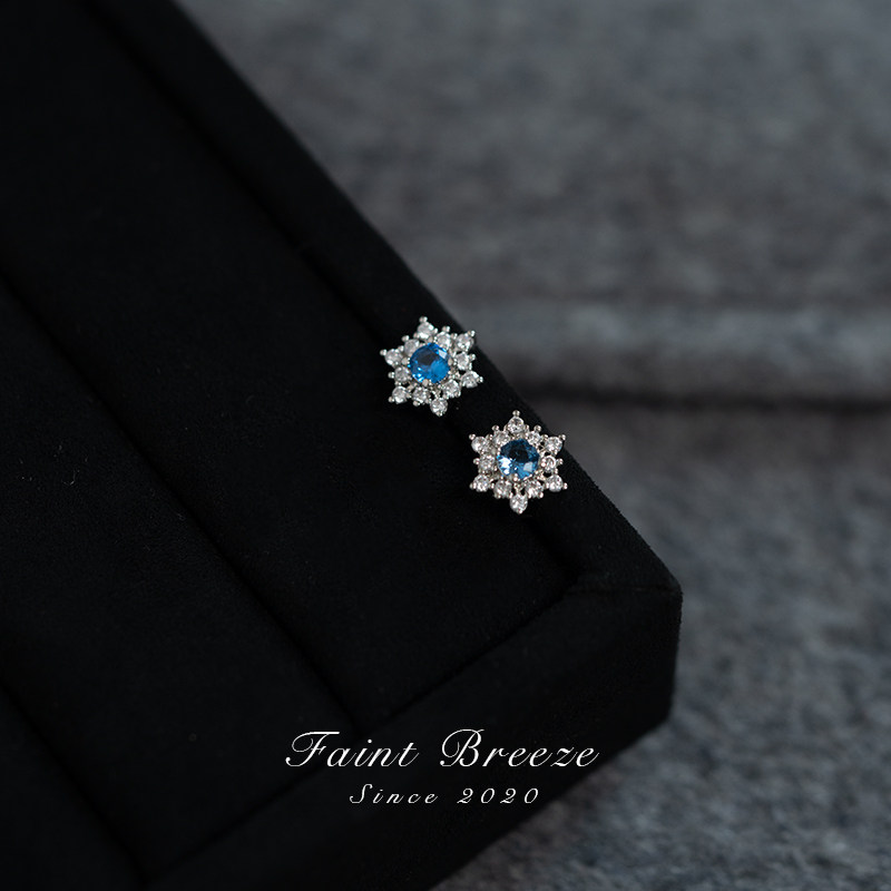 食颜派 圣诞锆石雪花耳针 (一对装)【把冬日星光戴在耳畔,让精致感如落雪般优雅降临】