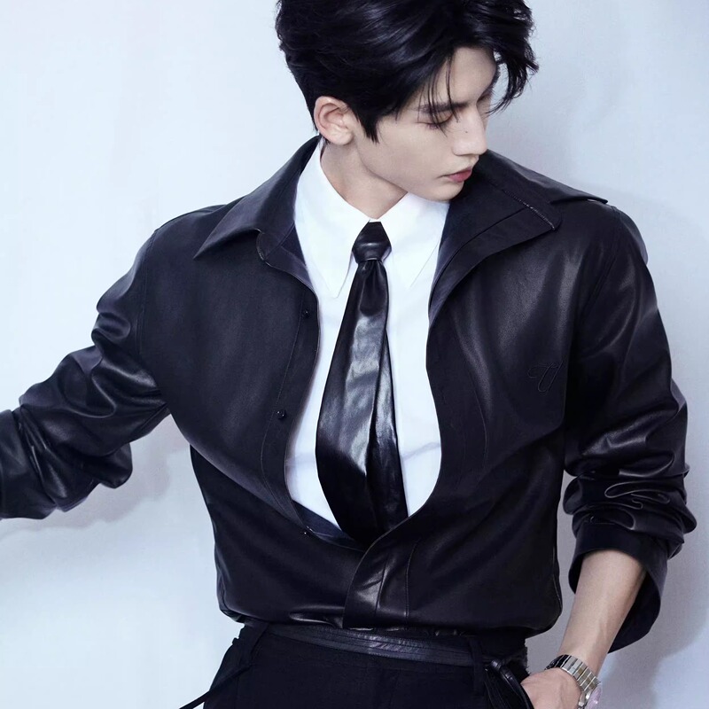 Zhang Linghe Celebrity-Style Black Leather Shirt for Men with Suit Collar Design, Casual Biker Style Faux Leather Jacket Trend