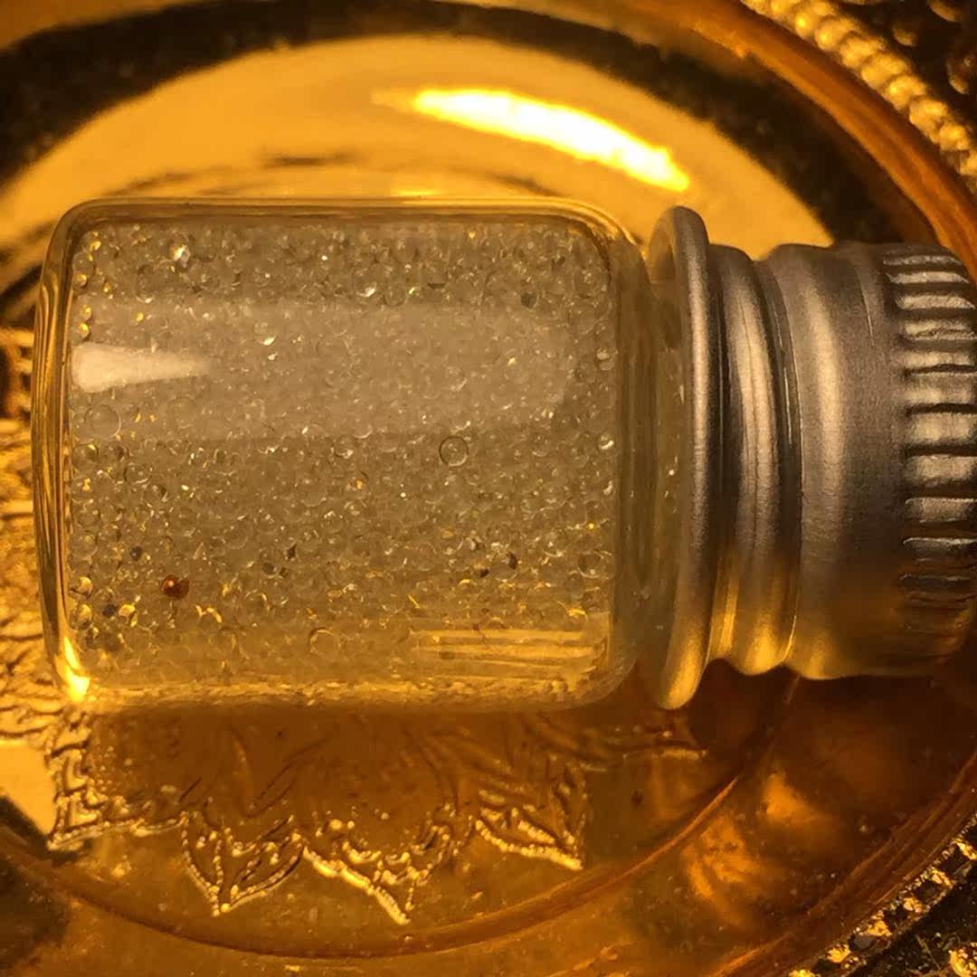 Shakyamuni Buddha white solid son, about 5000 pieces per serving, for the relic taga box F3