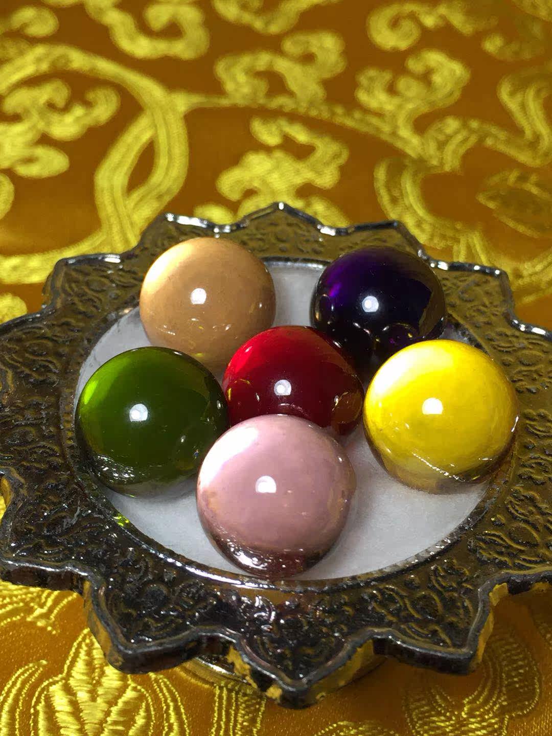 The sky pearl is 16mm large for the Schleitättgäu box