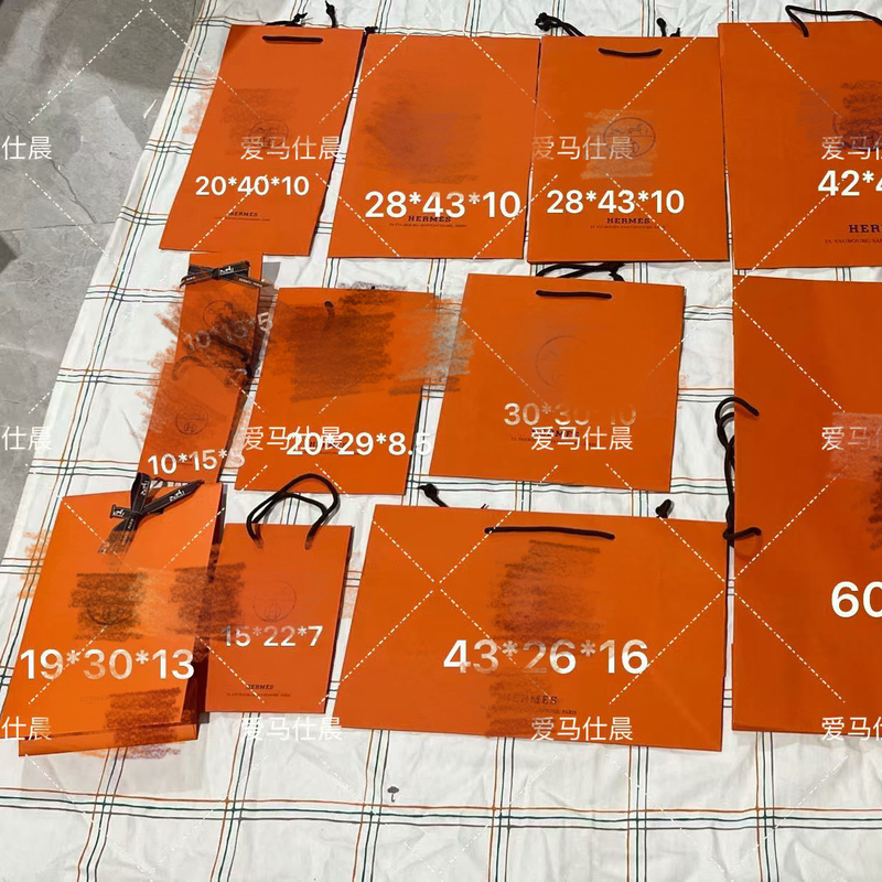 Authentic H Brand Orange Gift Box, Gift Bag, Paper Bag, Tote Bag, Scarf Box, Shoe Box, Bag Box, Supports Authentication Authentic H Brand Orange Gift Box, Gift Bag, Paper Bag, Tote Bag, Scarf Box, Shoe Box, Bag Box, Supports Authentication