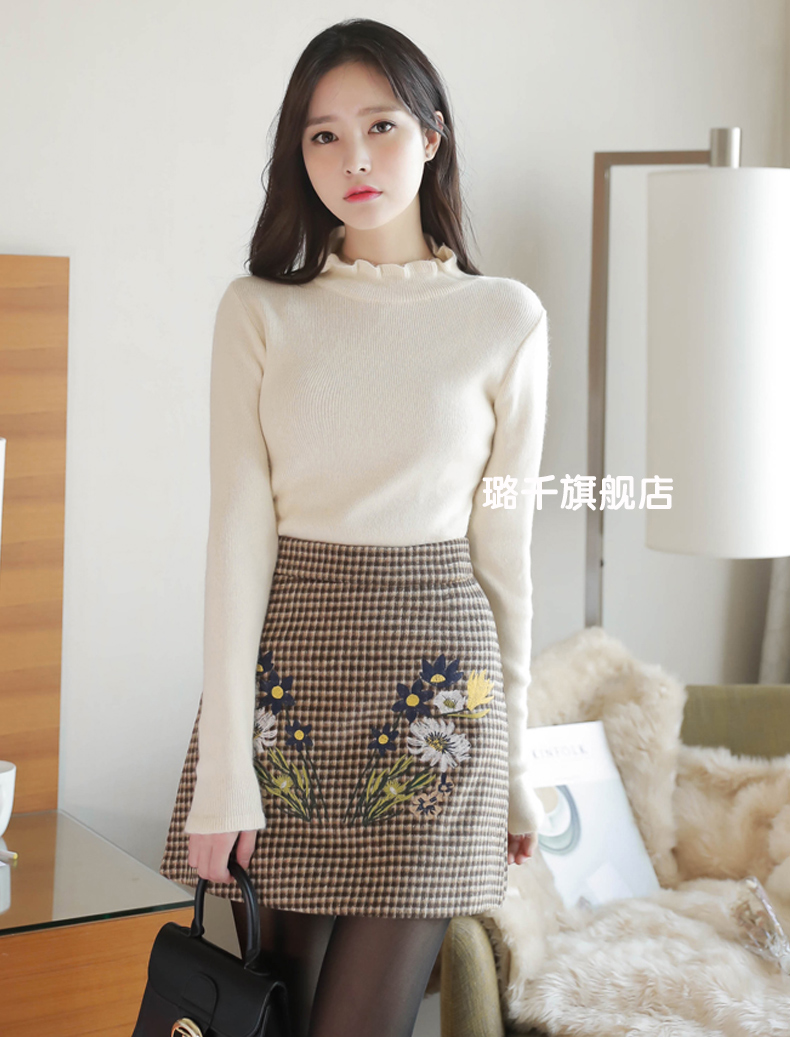 Áo len nữ size lớn đầu to mm mm phiên bản Hàn Quốc của áo sơ mi tự trồng đáy đan áo sen lá chị béo 200 kg mùa đông áo kiểu đẹp sang trọng