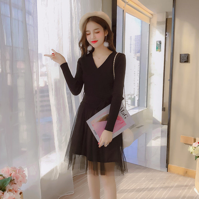 Spring dress lady 2022 new knitted splicing mesh yarn lacing foreign dress Long sleeves 100 pleats cashew waist display slim fit dresses