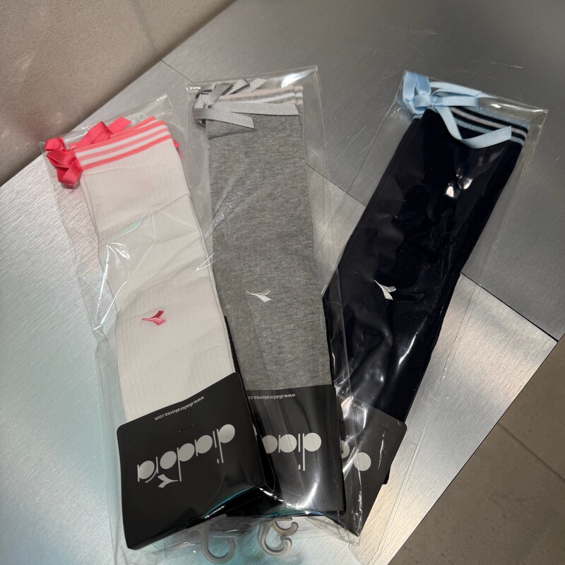 Korean Brand Diadora Tennis and Golf Series Socks in Various Styles Are Continuously Updated