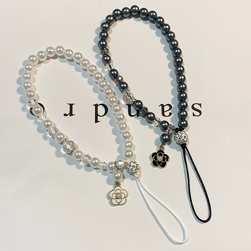 Mobile phone charm, trendy camellia flower design, handmade short style, fashionable women's style.